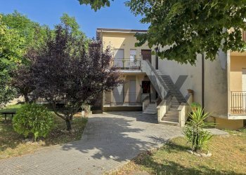 Casa all\'aperto - Appartamento Via d'urbano
 
43, Fara Filiorum Petri - foto 1