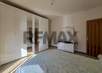 Camera / camera da letto - Appartamento Via d'urbano
 
43, Fara Filiorum Petri - foto 17