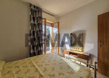 Camera / camera da letto - Appartamento Via d'urbano
 
43, Fara Filiorum Petri - foto 20