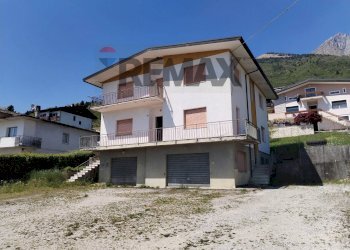 Casa all\'aperto - Casa indipendente Via Cergnai
15, Santa Giustina - foto 2
