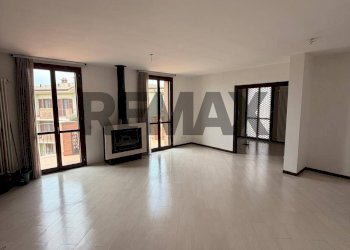 Stanza vuota - Apartment VIA PAVESI
 
3, Pavia - photo 13