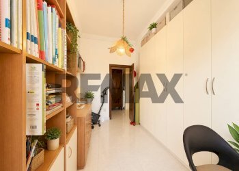 Ufficio - Three-room apartment Via Regoli
 
7, Sassari - photo 11