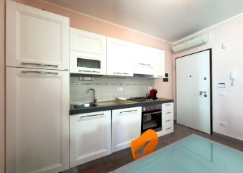 Foto 2 - Two-room apartment Via Eugenio Montale
 
2, Loano - photo 2