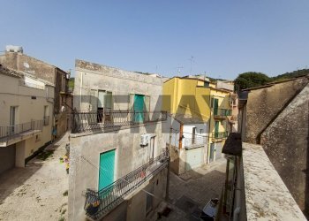 Edificio all\'aperto - Casa indipendente via Borgo Cuba
 
18, Chiaramonte Gulfi - foto 9