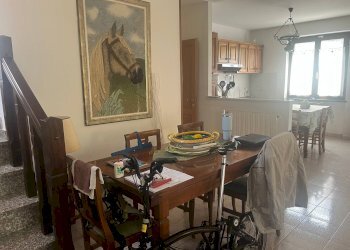 Foto 1 - Terraced Villa via g di vittorio
 
8, San Giuliano Terme - photo 1