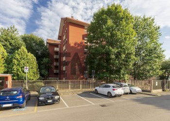 Edificio all\'aperto - Trilocale Via Pallanza
 
21, Busto Arsizio - foto 24