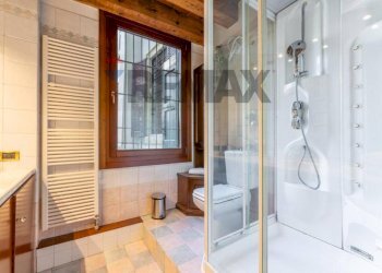 Bagno - Commercial Premises Corte Sgarzerie
1, Verona - photo 11