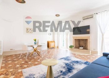 Soggiorno - Commercial Premises Corso Cavour
21, Verona - photo 1