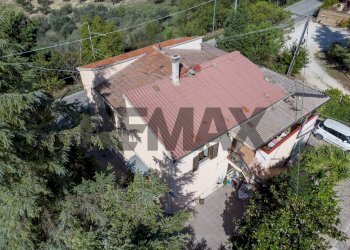 Casa all\'aperto - Semi-detached house via ripoli
 
11, Spoltore - photo 1