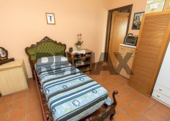 Camera / camera da letto - Semi-detached house via ripoli
 
11, Spoltore - photo 13
