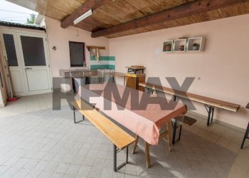 Sala da pranzo - Semi-detached house via ripoli
 
11, Spoltore - photo 41