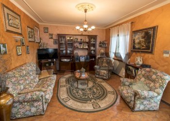 Soggiorno - Semi-detached house via ripoli
 
11, Spoltore - photo 48