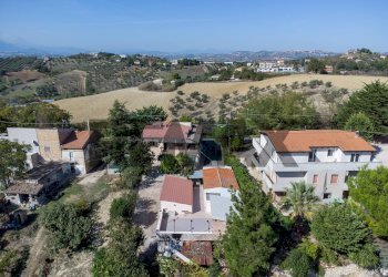 Casa all\'aperto - Semi-detached house via ripoli
 
11, Spoltore - photo 57