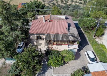 Casa all\'aperto - Semi-detached house via ripoli
 
11, Spoltore - photo 60