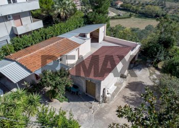 Casa all\'aperto - Semi-detached house via ripoli
 
11, Spoltore - photo 67