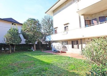 Giardino - Villa via Santo Jesus
 
7, Curno - foto 3