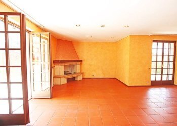 Soggiorno - Villa via ippolito nievo, Mozzo - foto 15