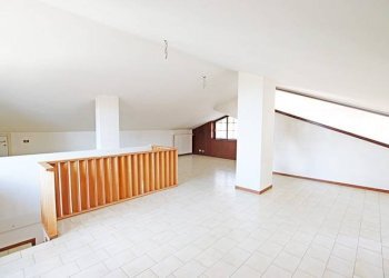 mansarda - Villa via ippolito nievo, Mozzo - foto 35