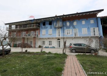 Edificio all\'aperto - Bilocale pobbia
 
29, Azeglio - foto 147