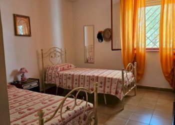 Camera da letto - Three-room apartment via dei Lucci Marini, 3, Torricella - photo 12