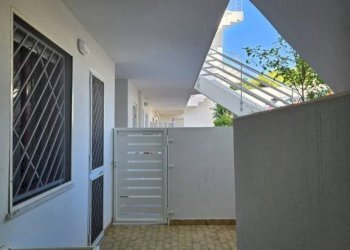 Terrazzo - Three-room apartment via dei Lucci Marini, 3, Torricella - photo 22