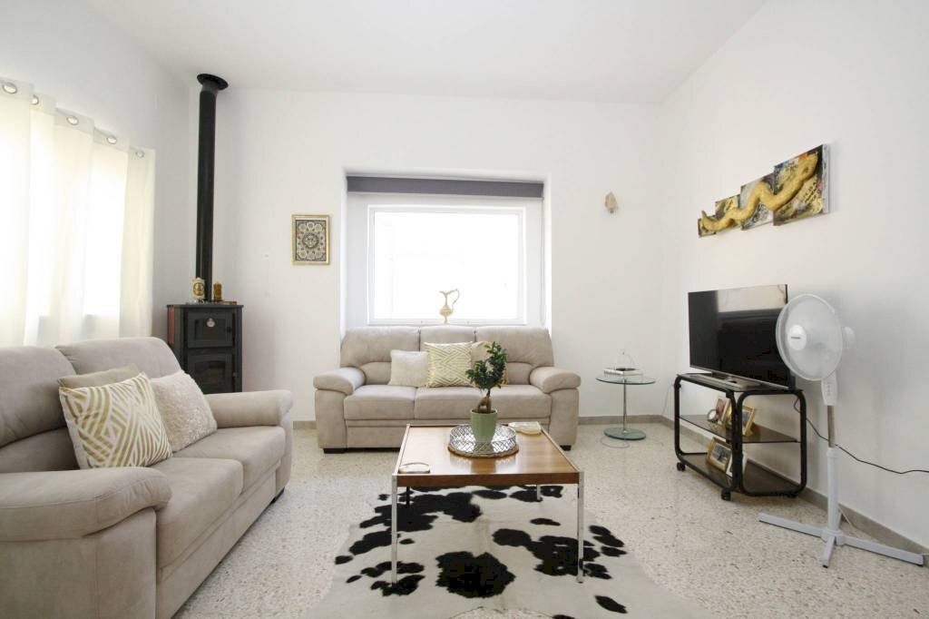 Salone - Casa indipendente via Grappa, Tuglie - foto 1