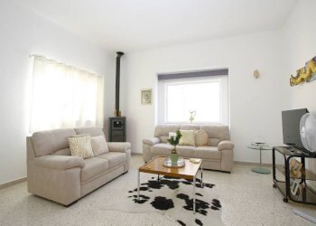 Salone - Casa indipendente via Grappa, Tuglie - foto 2