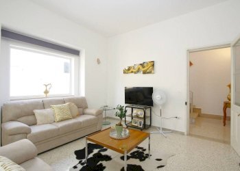 Salone - Casa indipendente via Grappa, Tuglie - foto 4