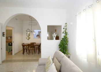 Salone - Casa indipendente via Grappa, Tuglie - foto 6