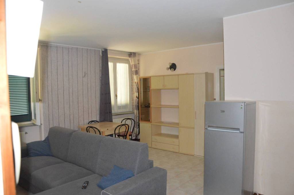 Salone - Two-room apartment via Tonale, Gallarate - photo 1