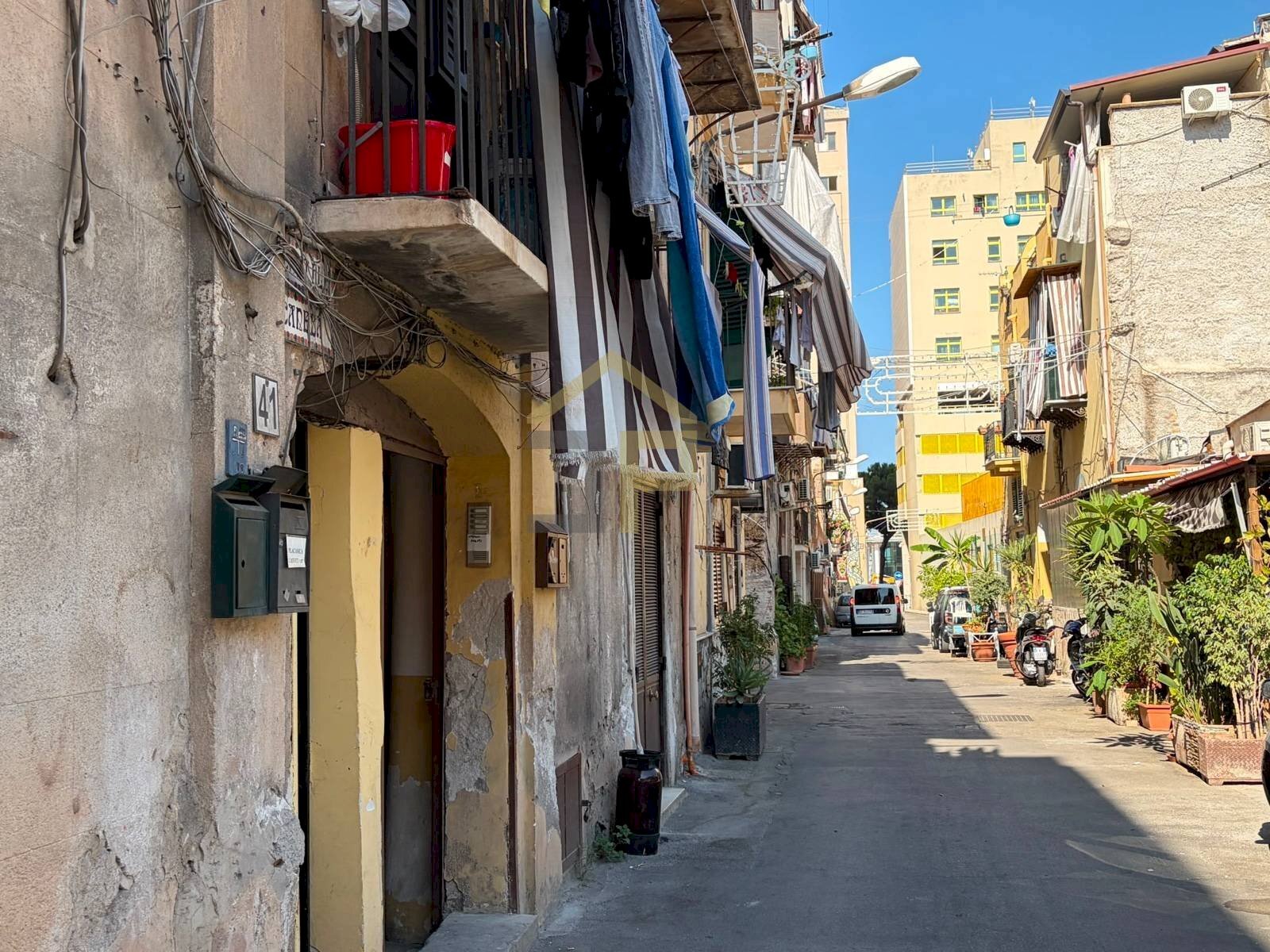 Foto 1 - Bilocale Via Collegio Di Maria Al Borgo
 
41, Palermo - foto 1