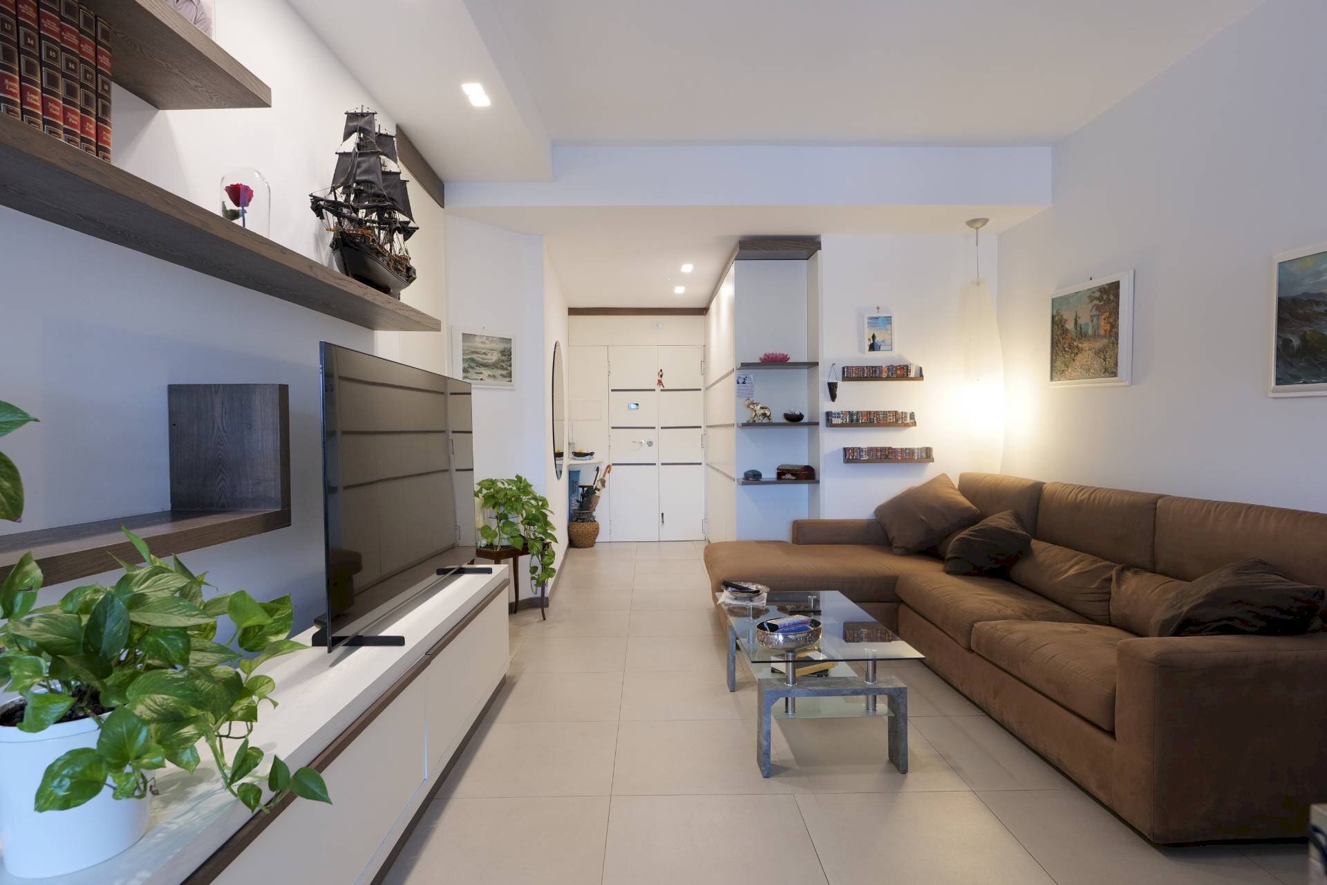 Salone - Three-room apartment Via Po
15, Napoli - photo 2