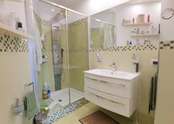 Bagno - Three-room apartment Via Po
 
15, Napoli - photo 12