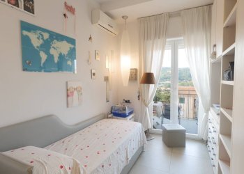 Cameretta - Three-room apartment Via Po
 
15, Napoli - photo 13