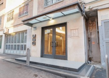 ingresso stabile - Three-room apartment Via Po
 
15, Napoli - photo 25