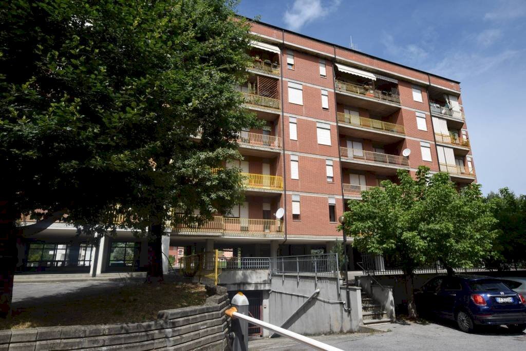 Facciata - Appartamento via Alessandro Manzoni, 14, Mondovì - foto 1