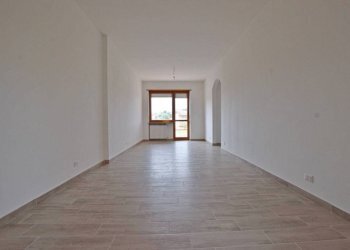 Salone - Appartamento via Alessandro Manzoni, 14, Mondovì - foto 5