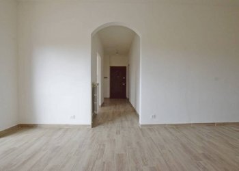 Ingresso - Appartamento via Alessandro Manzoni, 14, Mondovì - foto 8