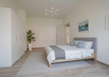 Camera da letto - Appartamento via Alessandro Manzoni, 14, Mondovì - foto 12