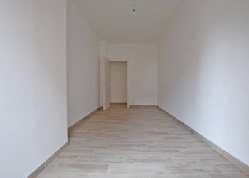 Camera da letto - Appartamento via Alessandro Manzoni, 14, Mondovì - foto 16