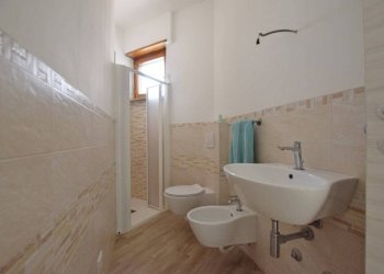 Bagno - Appartamento via Alessandro Manzoni, 14, Mondovì - foto 25