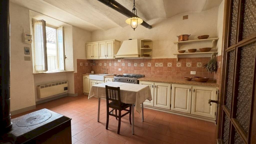 Cucina - Appartamento via delle Rosine, 29, Mondovì - foto 2