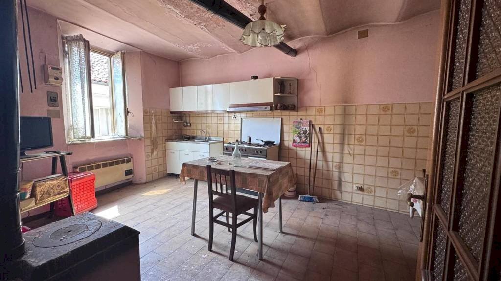 Cucina - Appartamento via delle Rosine, 29, Mondovì - foto 3