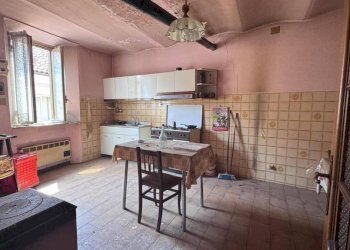 Cucina - Appartamento via delle Rosine, 29, Mondovì - foto 3