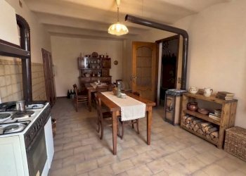Cucina - Appartamento via delle Rosine, 29, Mondovì - foto 4