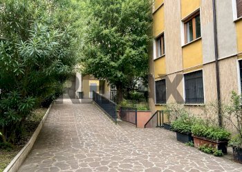 Edificio all\'aperto - Two-room apartment Via Gen. G. Govone
 
83, Milano - photo 3