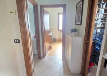 Disimpegno - Three-room apartment via dei Bassi, Signa - photo 11
