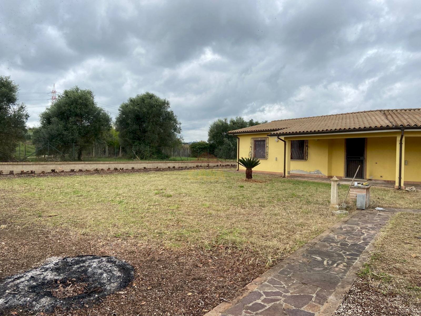 Foto 1 - Villa Località Santa Marta, Capena - photo 1