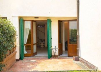 Facciata - Quadrilocale Cento - foto 2