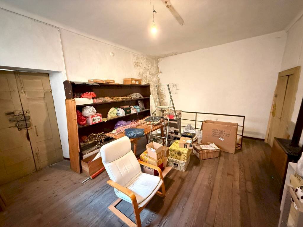 Stanza non arredata - Appartamento via Savoia, Pinerolo - foto 3